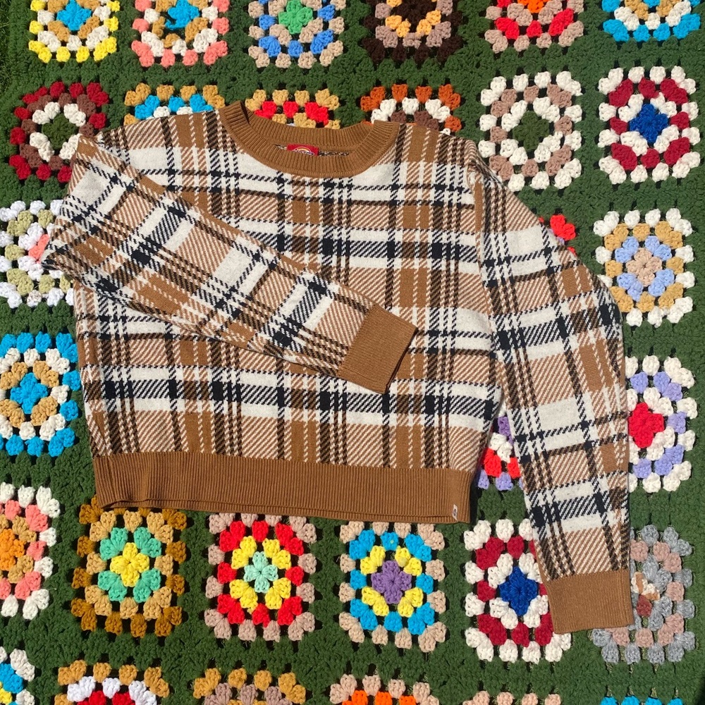 Dickies sweater